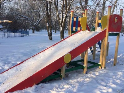 Зимние игровые горки
